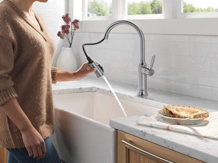 Open Box - Delta 9184-AR-PR-DST - Kitchen Faucet